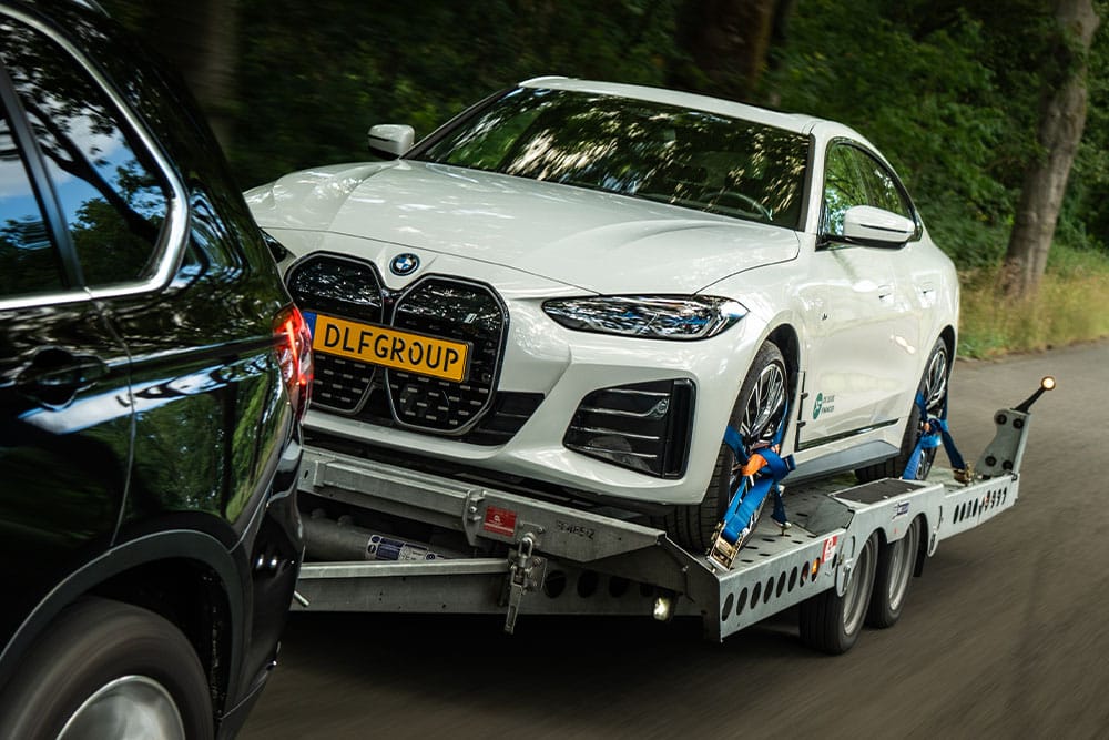 Autoambulance voor transport via equipment lease van De Lease Financier